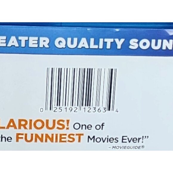 Despicable Me 2 Blu-Ray/DVD/Digital HD Combo Pack With 3 New Mini-Movies - Picture 6 of 9